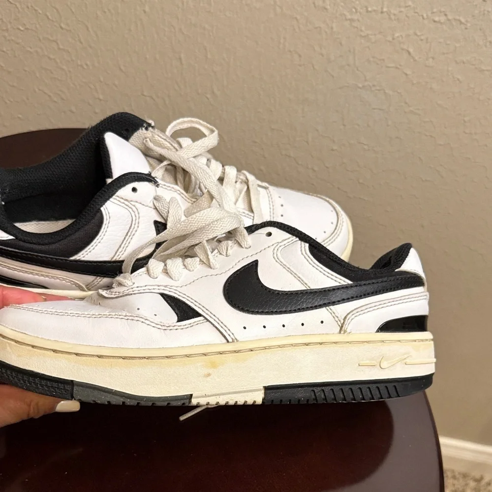 Nike Black and White Sneakers